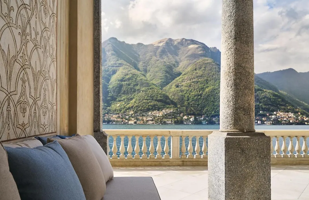 Villa Làrio Lake Como-1